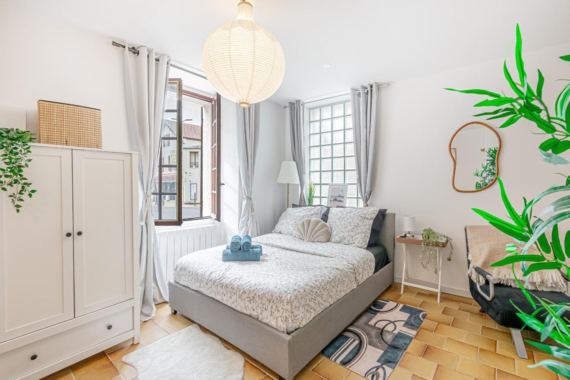 Grand 34m2, Paris Disneyland, Aeroport Cdg, Parc Asterix, Gare De Chelles Gournay Appartement Le Pin (Paris)